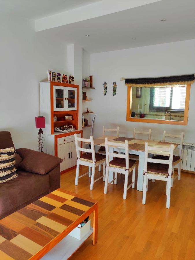Апартаменты Acogedor Atico Duplex En Тремп Экстерьер фото